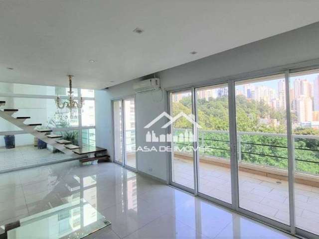 Vende apartamento duplex com 172m², 3 dormitórios sendo 1 suíte, varandão garden, lazer clube, no Panamby.