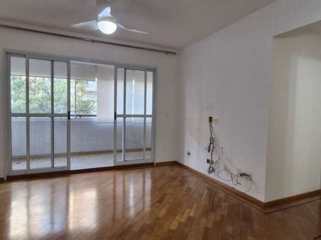 Vende apartamento de 98m², com 4 quartos sendo 1 suíte e 2 vagas, na Vila Andrade.