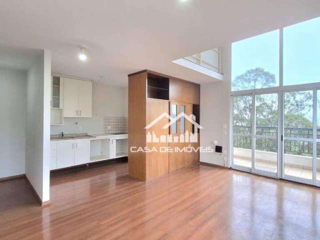 Vende ou aluga apartamento duplex com 104m², 2 suítes, no Panamby.