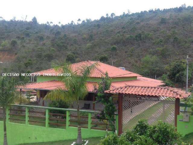 Granja para Venda em Juiz de Fora, IGREJINHA, 3 dormitórios, 1 banheiro