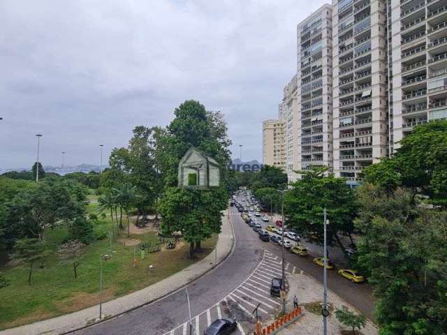 Kitnet / Stúdio à venda na Praia Praia do Flamengo, 402, Flamengo, Rio de Janeiro, 30 m2 por R$ 450.000