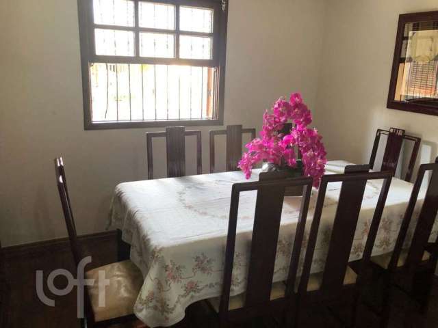 Casa com 3 quartos à venda na Anambés, 148, Alípio de Melo, Belo Horizonte por R$ 852.000