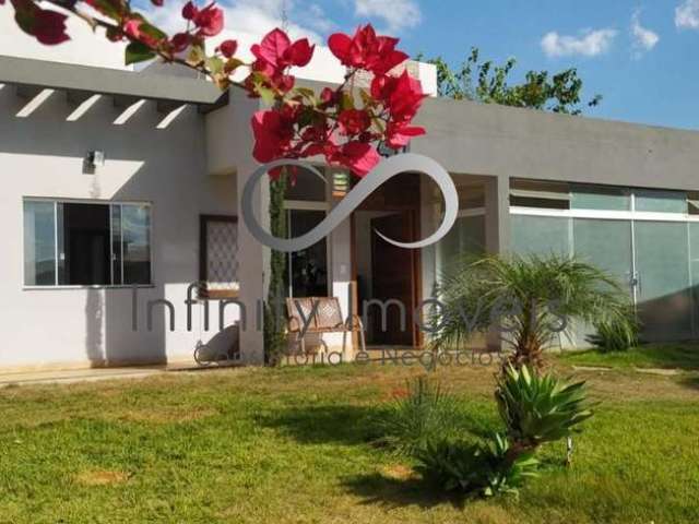 Casa em condomínio fechado com 3 quartos à venda na Quatro, 40, Campinho de Baixo, Lagoa Santa por R$ 990.000