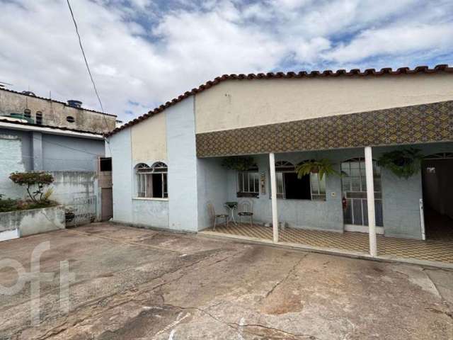 Casa com 5 quartos à venda na Poranga, 167, Dom Bosco, Belo Horizonte por R$ 580.000