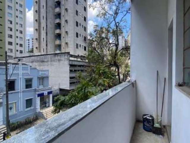 Apartamento com 5 quartos à venda na Rua dos Timbiras, 1958, Lourdes, Belo Horizonte por R$ 890.000