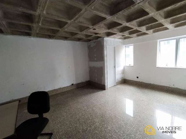 Sala comercial para alugar na Rua Tereza Mota Valadares, 837, Buritis, Belo Horizonte por R$ 1.500