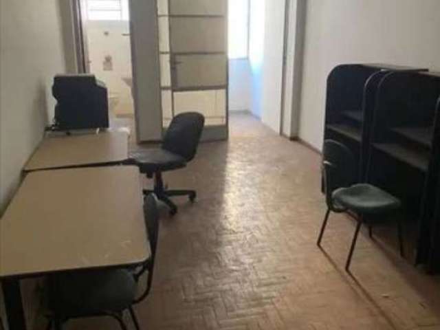 Sala comercial para alugar na Rua da Bahia, 573, Centro, Belo Horizonte por R$ 500