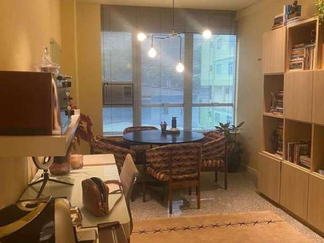 Sala comercial à venda na Rua Santa Rita Durão, 321, Savassi, Belo Horizonte por R$ 200.000