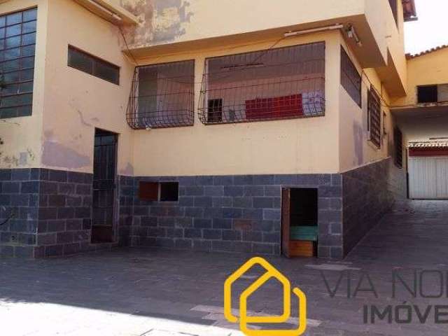 Casa com 3 quartos à venda na Antônio de Freitas, 245, Pirajá, Belo Horizonte por R$ 650.000