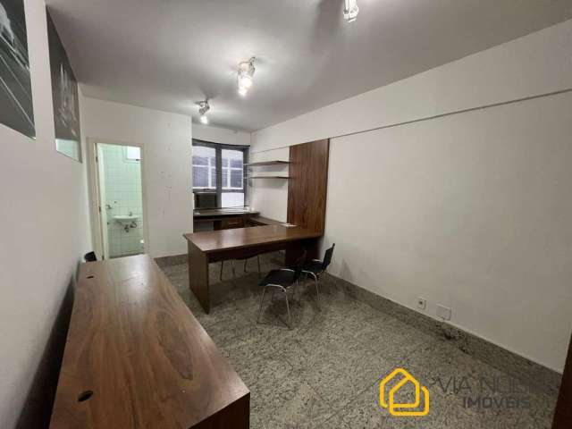 Sala comercial para alugar na Avenida Raja Gabaglia, 2708, Estoril, Belo Horizonte por R$ 700