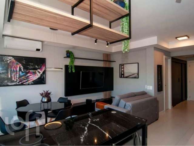 Apartamento à venda em Jurere Leste com 72 m², 1 q