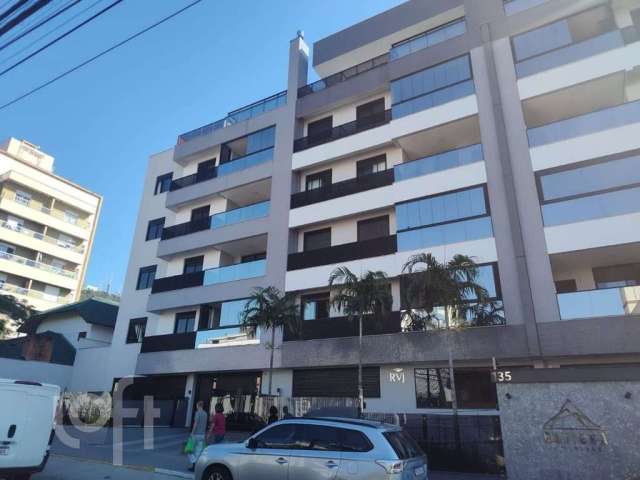 Apartamento à venda em Trindade com 98 m², 3 quart