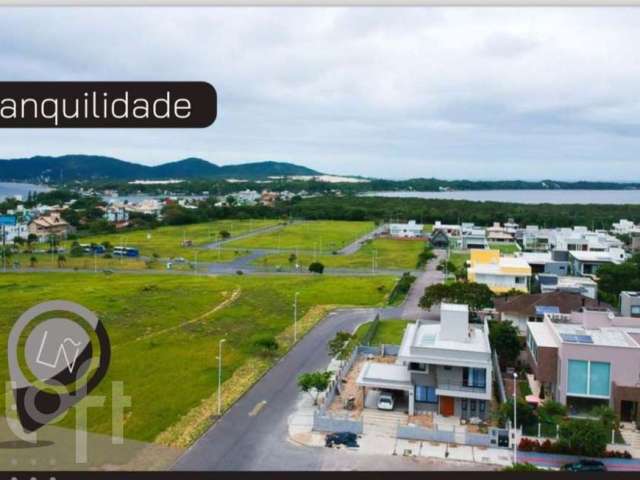 Casa à venda em Lagoa da Conceição com 185 m², 3 q