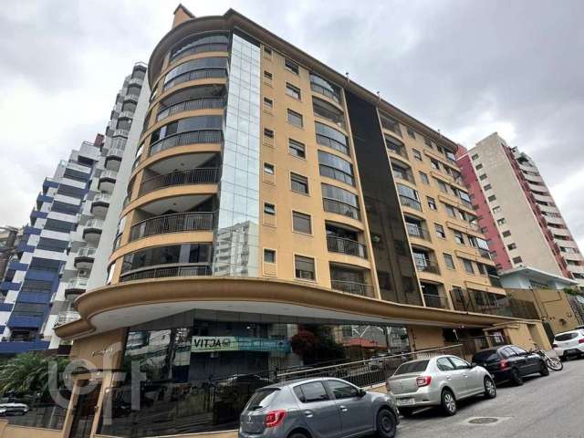 Apartamento à venda em Agronômica com 75 m², 2 qua