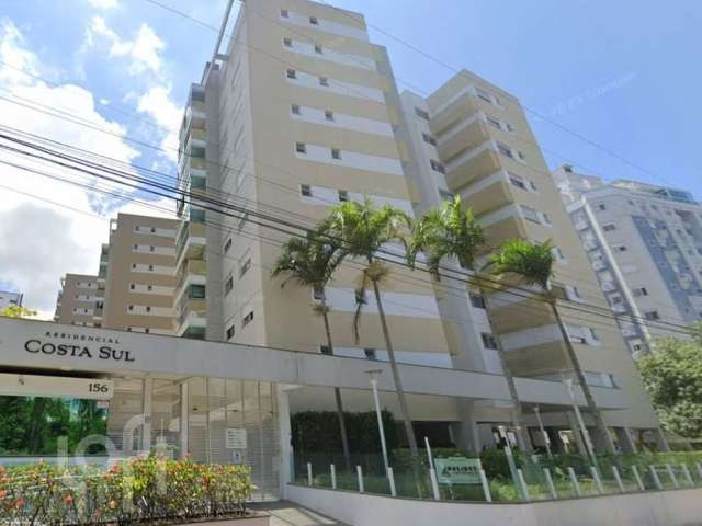 Apartamento à venda em Itacorubi com 91 m², 3 quar