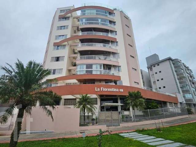 Apartamento à venda em Itaguaçu com 114 m², 3 quar