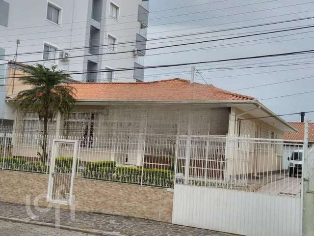 Casa à venda em Jardim Atlântico com 323 m², 4 qua