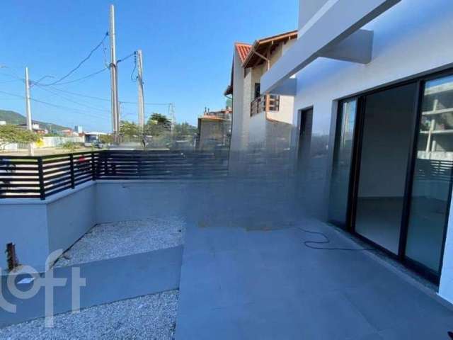 Casa à venda em Barra da Lagoa com 138 m², 3 quart