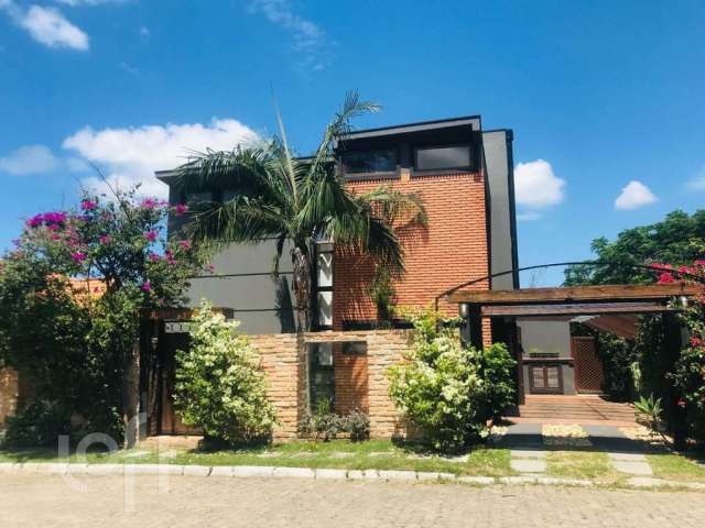 Casa à venda em Morro das Pedras com 420 m², 3 qua