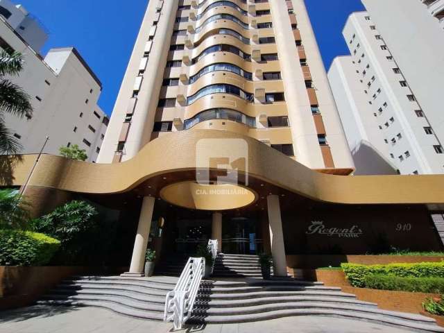 Apartamento de 3 dormitórios no Centro