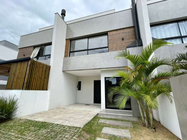 Casa de 3 dormitórios à venda no Campeche