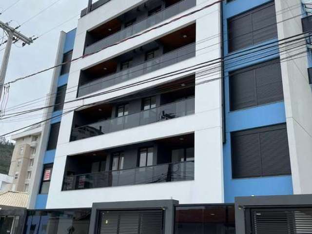 Apartamento de 2 suítes à venda na Trindade