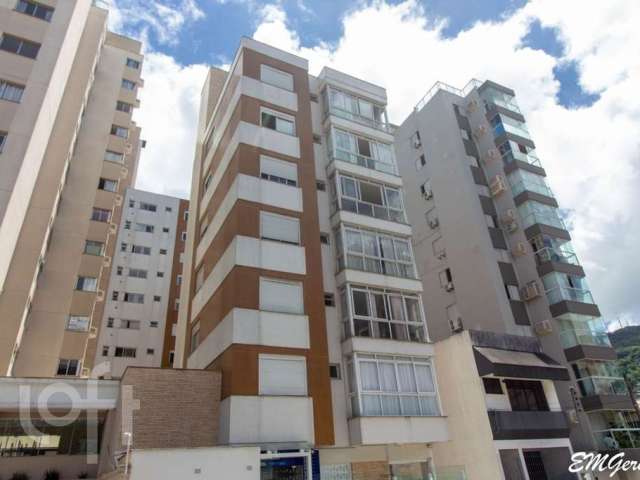 Apartamento à venda em Centro com 62 m², 2 quartos