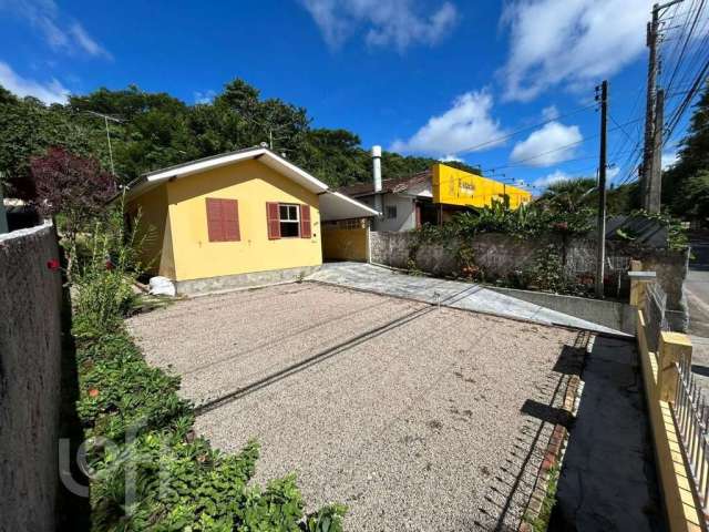 Casa à venda em Jurere Leste com 50 m², 2 quartos,