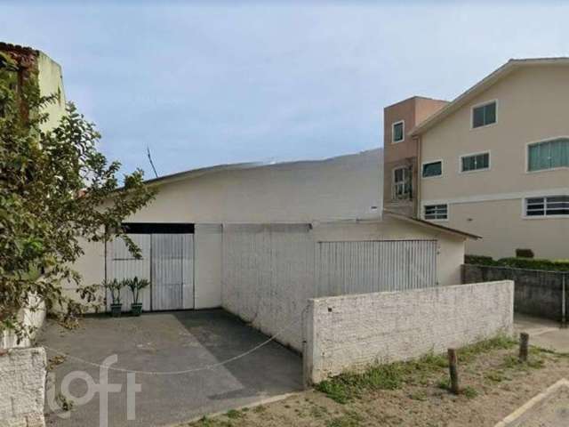 Casa à venda em Barra da Lagoa com 483 m², 1 quart