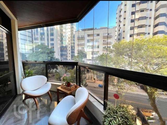 Apartamento à venda em Centro com 237 m², 4 quarto