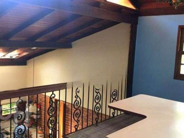 Casa à venda em Alto Ribeirão Leste com 120 m², 2