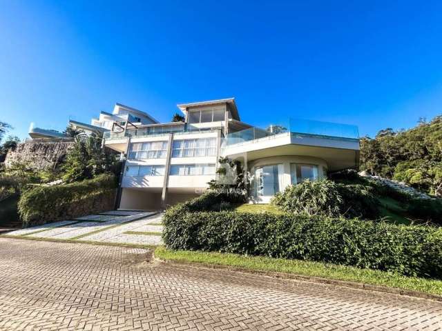 Casa à venda no bairro Cacupé em Florianópolis