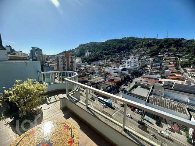 Apartamento à venda em Centro com 162 m², 3 quarto