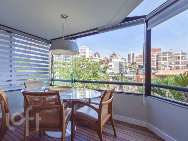 Apartamento à venda em Abraão com 104 m², 2 quarto