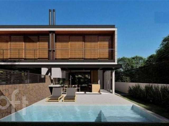 Casa à venda em Jurere Leste com 263 m², 3 quartos