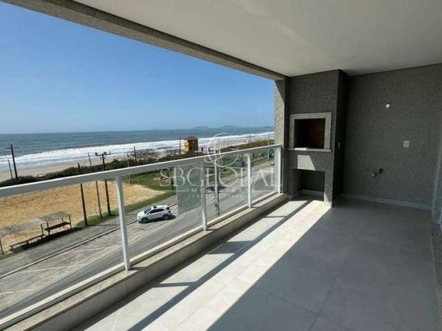 Apartamento frente mar! Com 03 dormitórios (sendo 01 deles suíte)