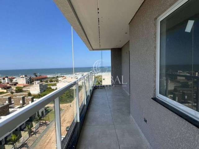 Cobertura duplex com 04 dormitórios à 250 metros da praia em Itapoá/SC