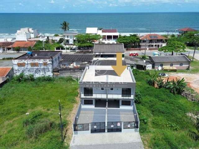 Conforto e sofisticação: Sobrado elegante, próximo ao mar, em Itapoá/SC.