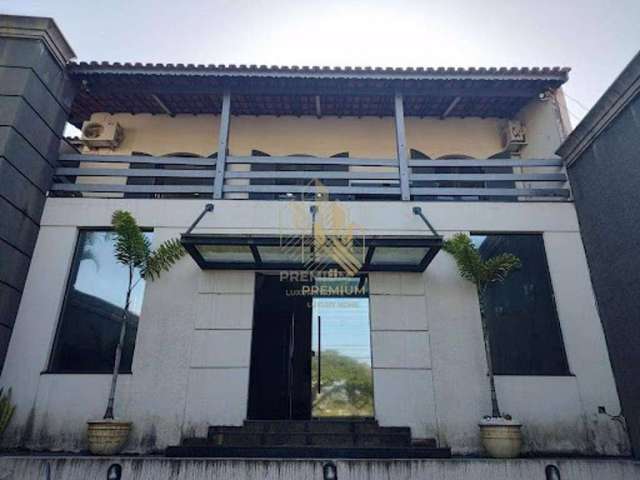 Casa com 10 dormitórios à venda, 320 m² por R$ 1.800.000,00 - Cidade Satélite - Atibaia/SP