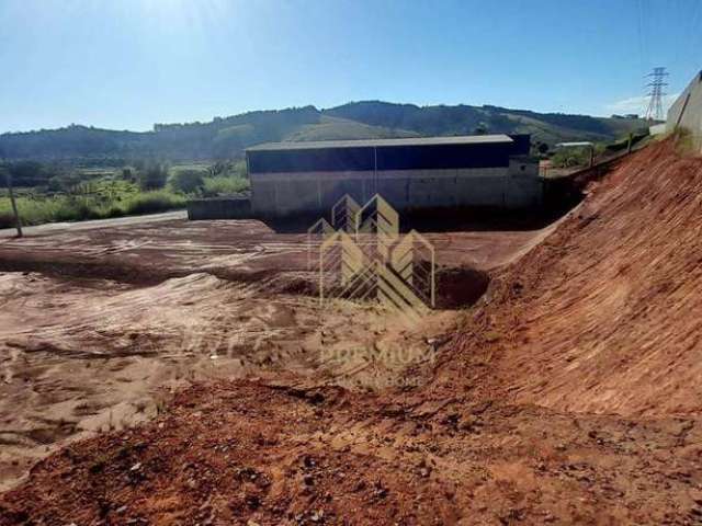 Terreno à venda, 2045 m² por R$ 620.000,00 - Centro - Bom Jesus dos Perdões/SP