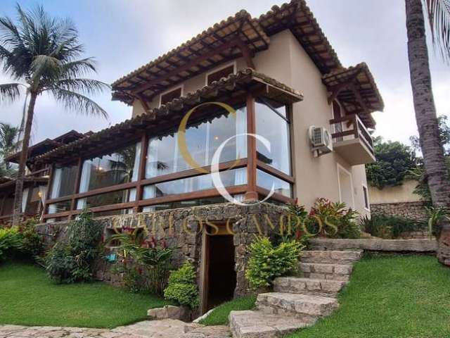 Casa à venda no bairro Ribeirão - Ilhabela/SP, Região Sul