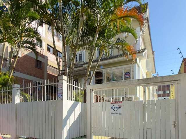 Casa em condomínio fechado com 3 quartos à venda na Rua José Gomes, 57, Tristeza, Porto Alegre por R$ 1.180.000