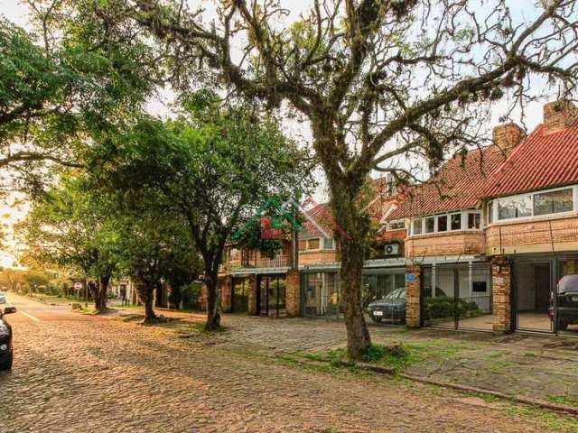 Casa com 3 quartos à venda na Avenida Copacabana, 358, Vila Assunção, Porto Alegre por R$ 1.200.000