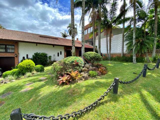 Casa com 3 quartos à venda na Rua Coroados, 1195, Vila Assunção, Porto Alegre por R$ 2.120.000