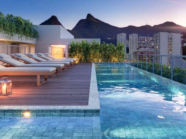 Vende-se Cobertura Duplex 3 quartos em Laranjeiras l-RJ