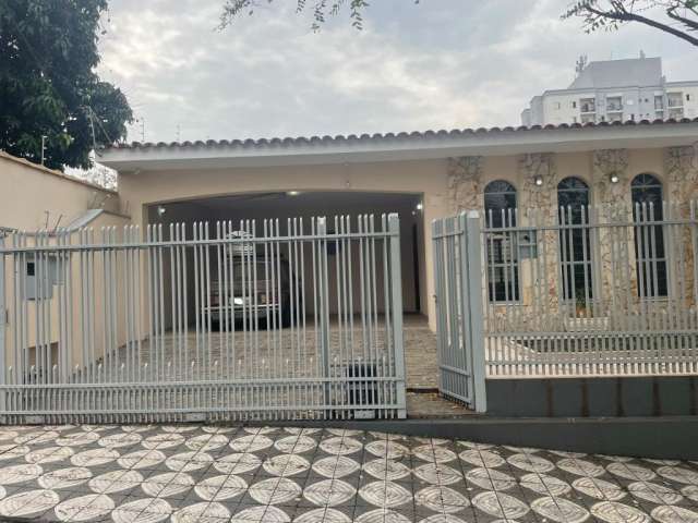 Casa com Edicula no Trujilo 3 quartos sendo 1 suite sala 2 ambientes 4 vagas de garagem Sorocaba SP