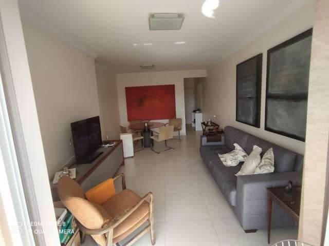 Apartamento em Alphaville com vista para o Residencial Zero, 94m² de área útil, 3 dormitórios sendo 1 suíte, 2 vagas de garagem + depósito.