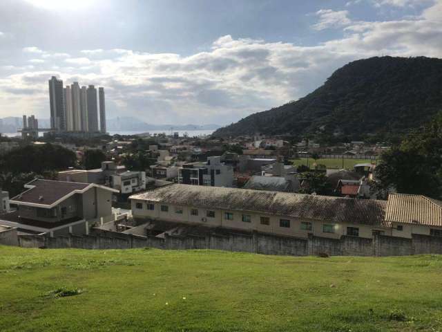 Terreno em condomínio fechado à venda na Avenida Hermógenes de Assis Feijó, 621, Barra, Balneário Camboriú por R$ 2.390.000