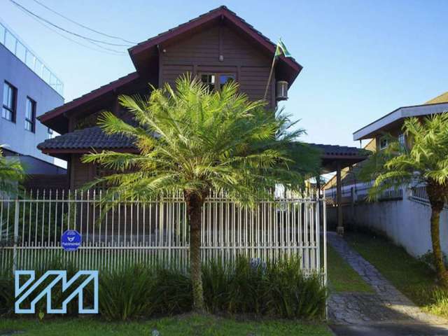 Casa com 3 quartos à venda na Rua José de Alencar, 19, Praia dos Amores, Balneário Camboriú por R$ 2.700.000