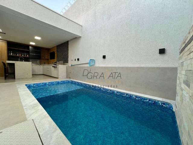 Casa com 3 quartos e piscina à venda, 168 m² por R$ 740.000 - Treviso - Varginha/MG